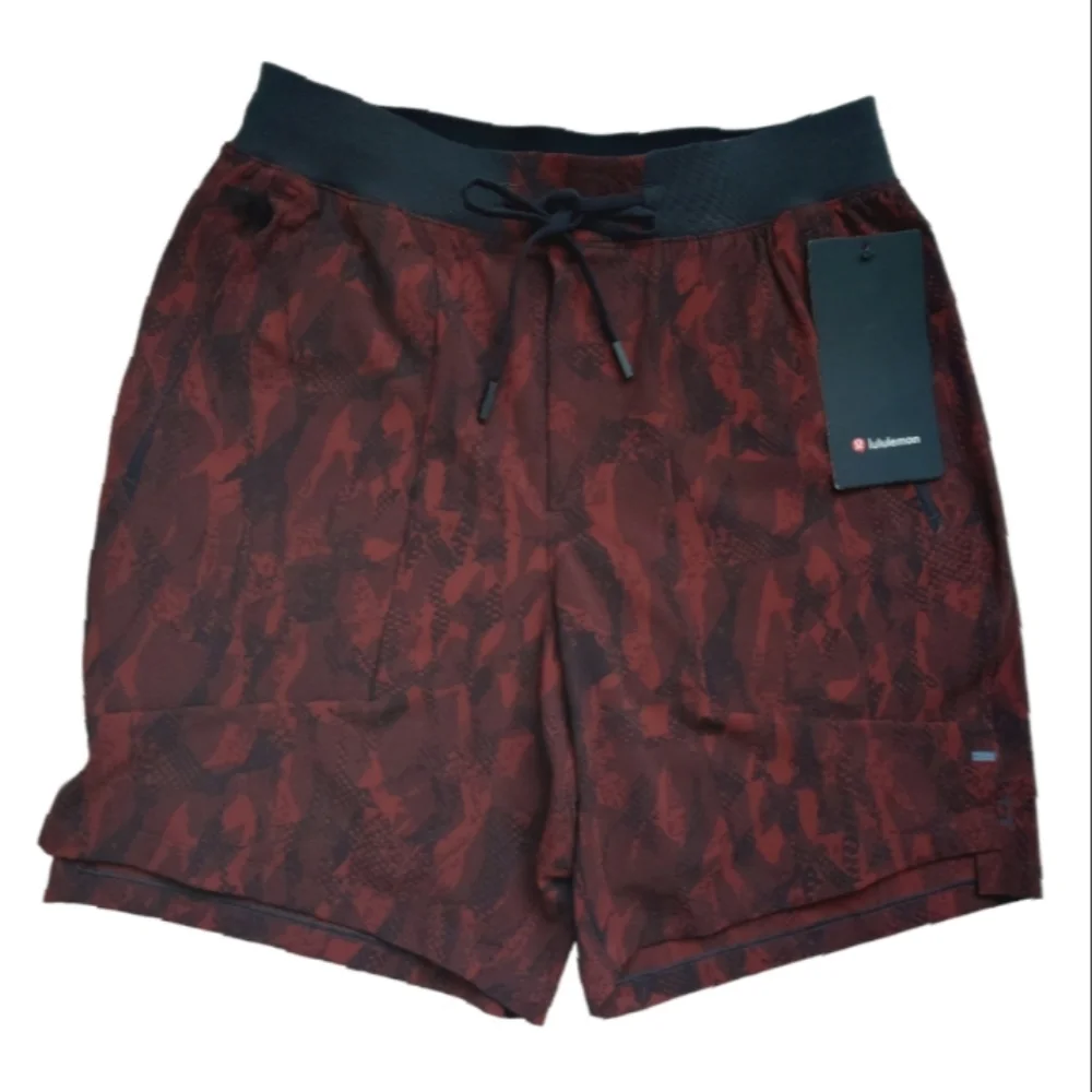 LULULEMON Men's License to Train Shorts 7
